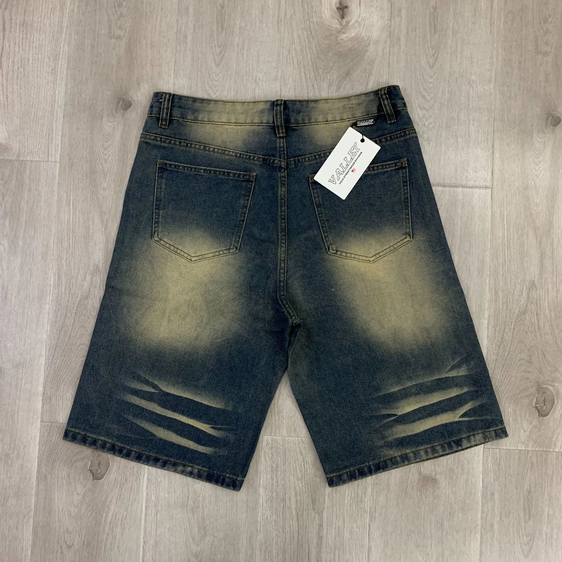Design 8686 Saint Vanity Button-Trim Shorts Brown Shorts - 10