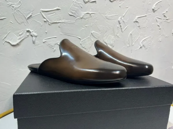 Prada Logo-Embossed Black Patent Leather Mule Slippers - 2