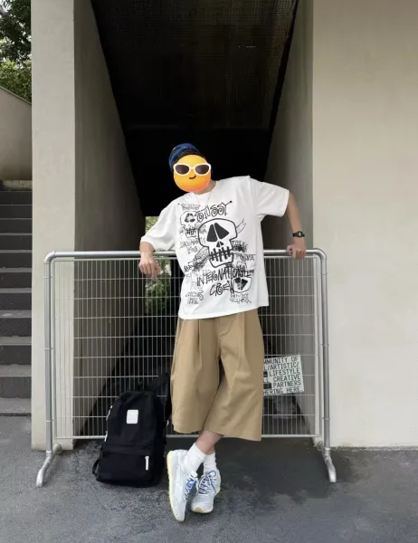 Stussy Skull Graffiti Print White T-Shirt - 4