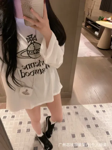 Vivienne Westwood Orb Logo Long Sleeve T-Shirt in Pink and White - 10