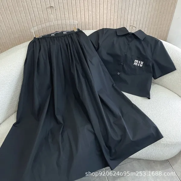 Miu Miu Logo-Embroidered Cropped Shirt and Pleated Skirt Set Black - 4