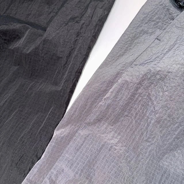 Design Grid-Textured Cargo Pants in Gray - 35