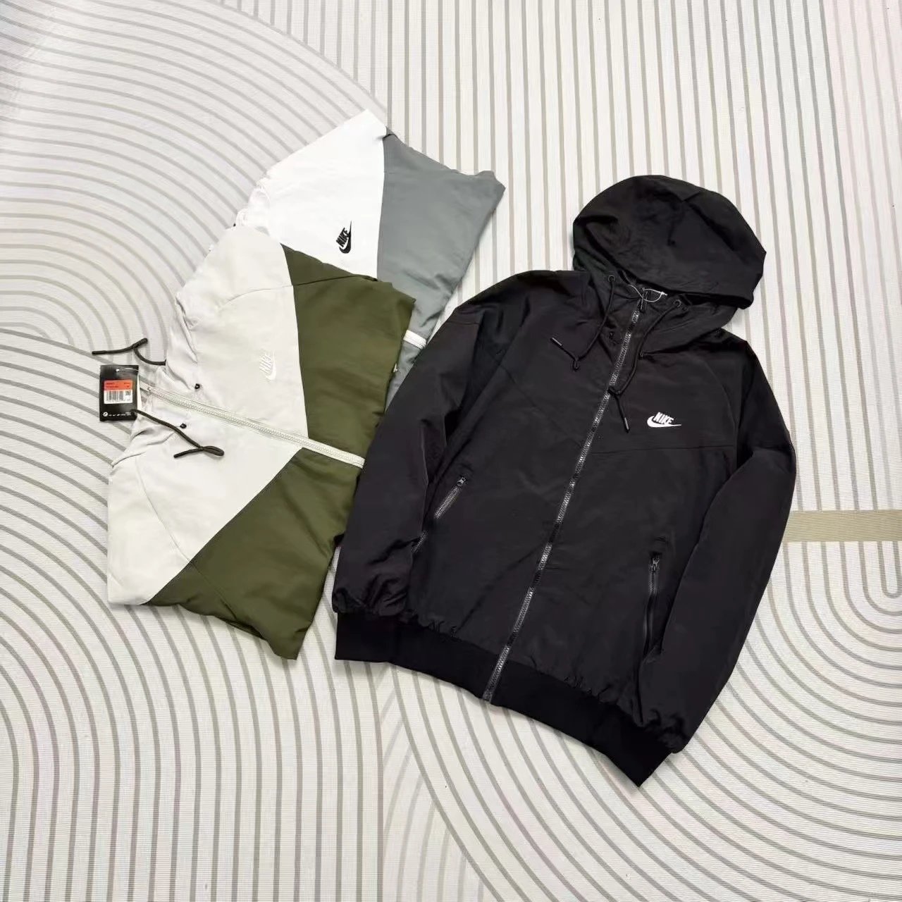 Nike Windrunner Hooded Jacket Black and Multicolor Outerwear
