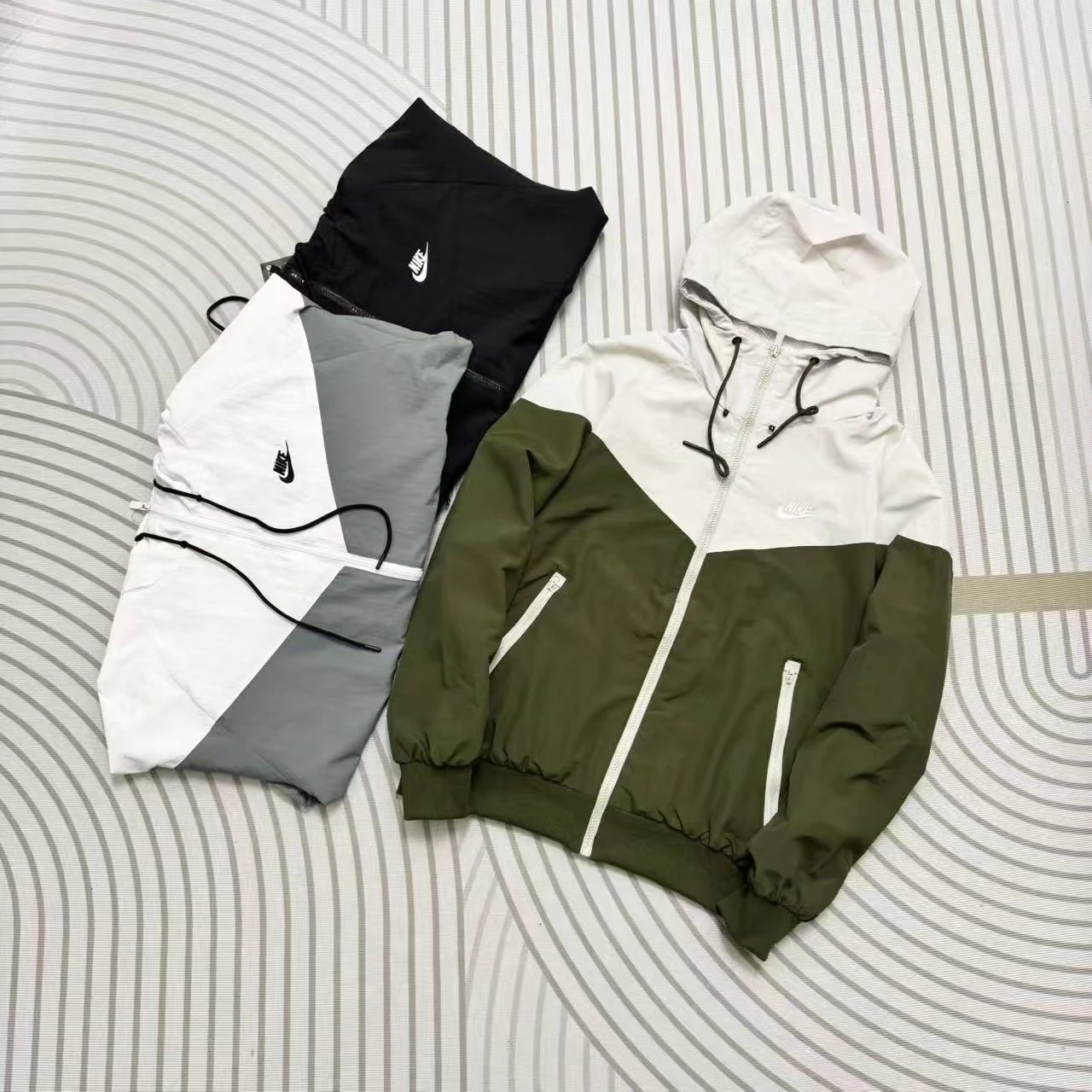Nike Windrunner Hooded Jacket Multicolor Windbreaker
