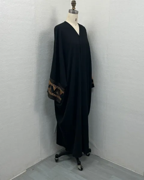Design Abaya with Geometric Embroidery White Outerwear - 18