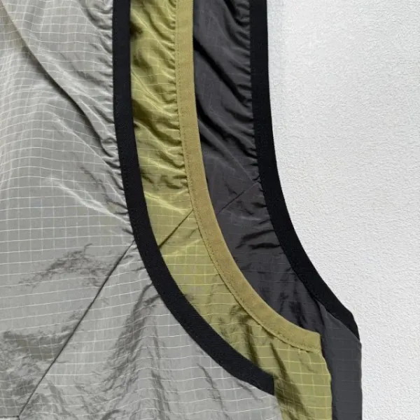 Design Goldwin Grid Tech Vest Olive Green Vest Outerwear.vest - 36