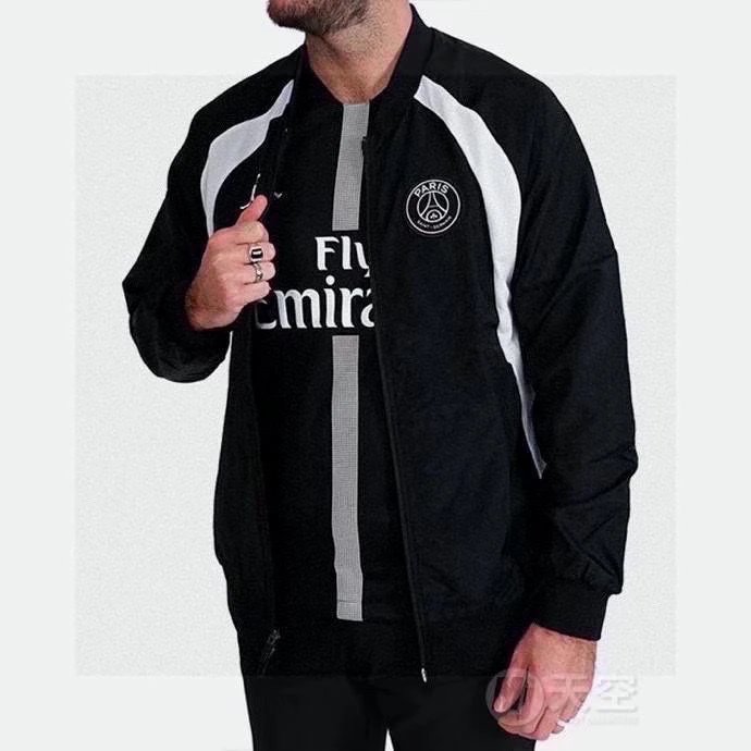 Air Jordan x Paris Saint-Germain Track Jacket Black / White Outerwear - 3
