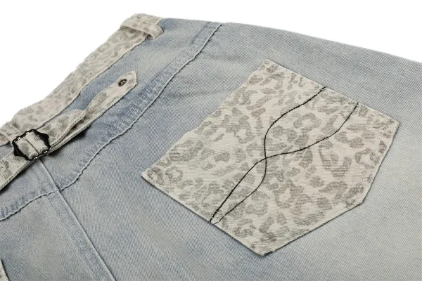 Design Wide-Leg Distressed Denim Jeans with Leopard Print Pockets - 14