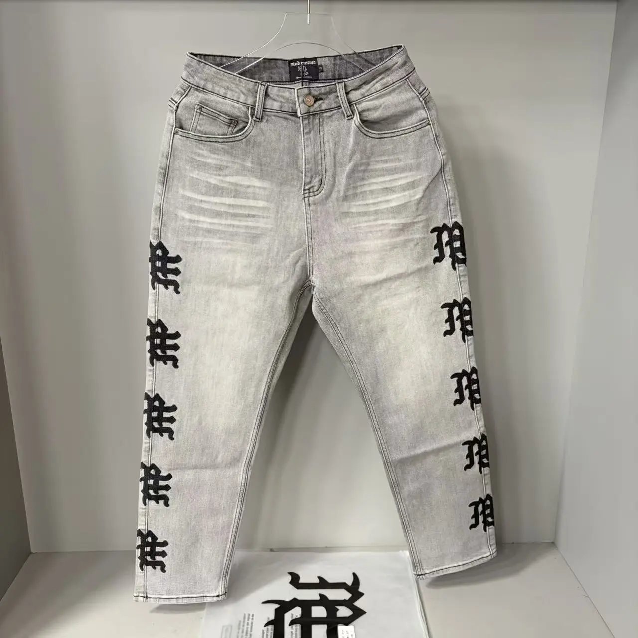EM108-3 Tapered Leg