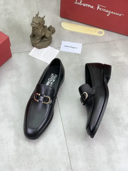 Salvatore Ferragamo Varina Loafer Black Leather Loafers - 3