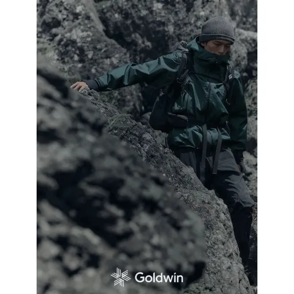 Arc'teryx Alpha SV Jacket Forest Green Outerwear - 13