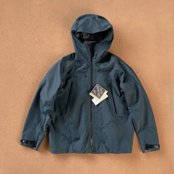 Arc'teryx Alpha SV Jacket Forest Green Outerwear - 34