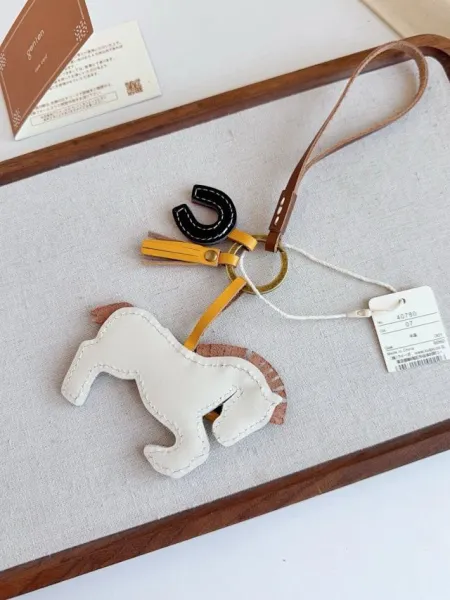 Design Leather Animal Charm Keychain Set Multicolor Accessories - 21
