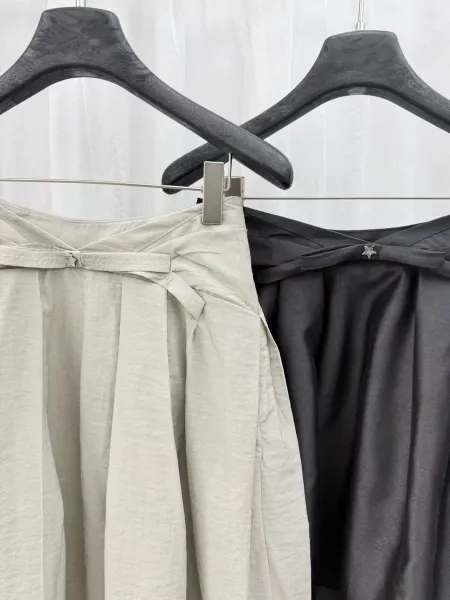 Design Sheer Overlay Skirt Black - 12