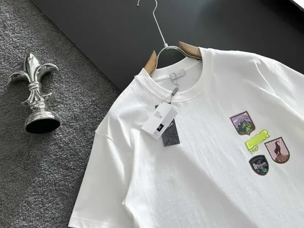 Design 3W Graphic Print White T-Shirt T-Shirts - 3
