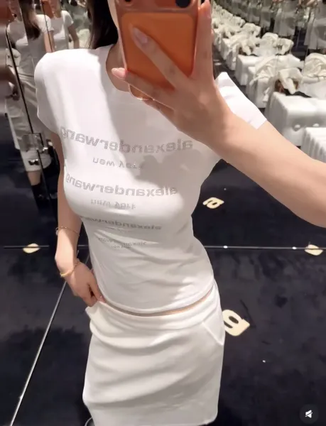 Alexander Wang Logo Repeat Print White T-Shirt - 10