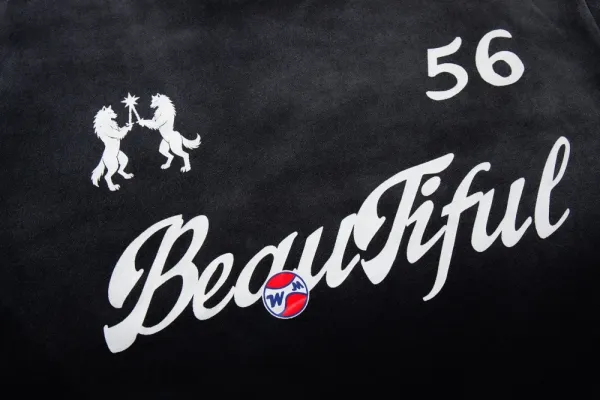 Design BLACKETE Beautiful Graphic Print Black T-Shirt T-Shirts - 9
