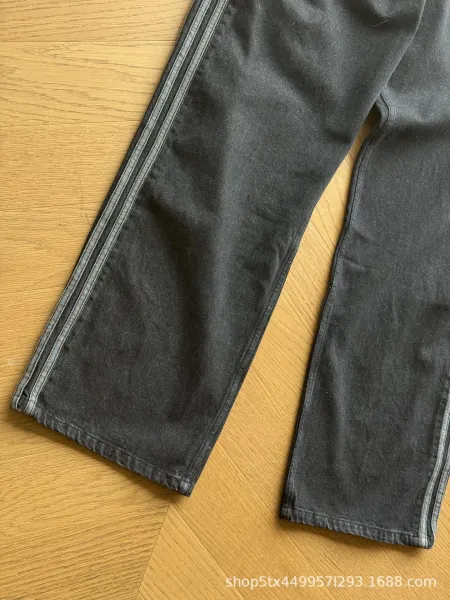 Design Wide-Leg Straight Jeans Blue - 26