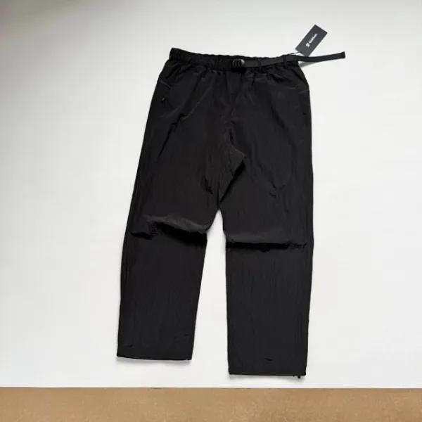 Design Grid-Textured Cargo Pants in Gray - 21