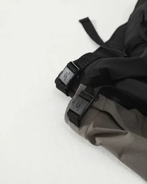 Oakley Utility Pants Beige and Black - 21