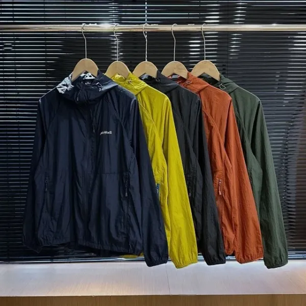 Design Montbell Versalite Jacket Orange / Black / Yellow / Green / Navy Outerwear - 25