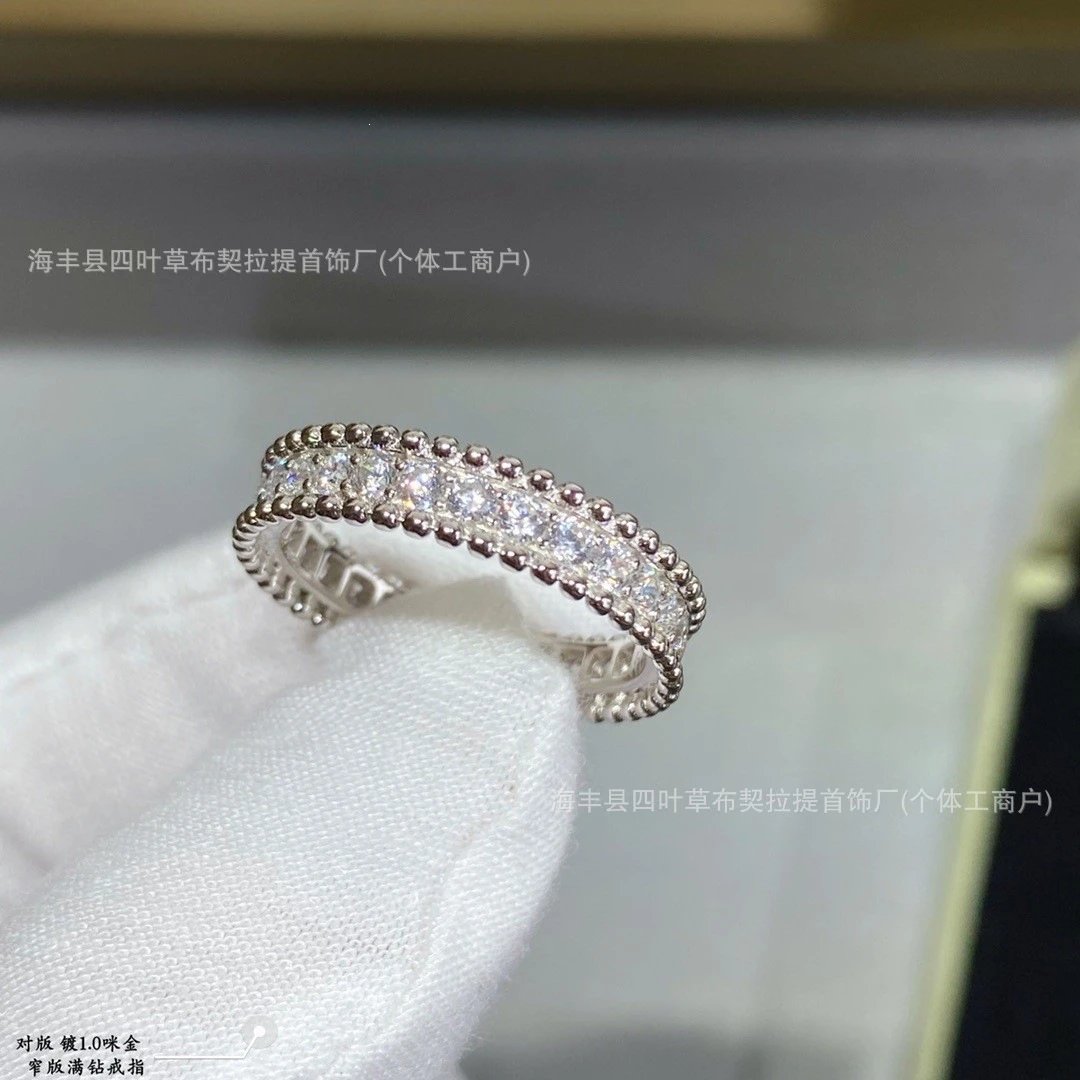 Van Cleef & Arpels Alhambra Motif Ring in White Gold and Rose Gold with Diamonds Jewelry - 12