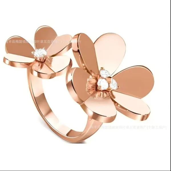 Van Cleef & Arpels Alhambra Four-Leaf Clover Rose Gold Diamond Ring Jewelry - 1