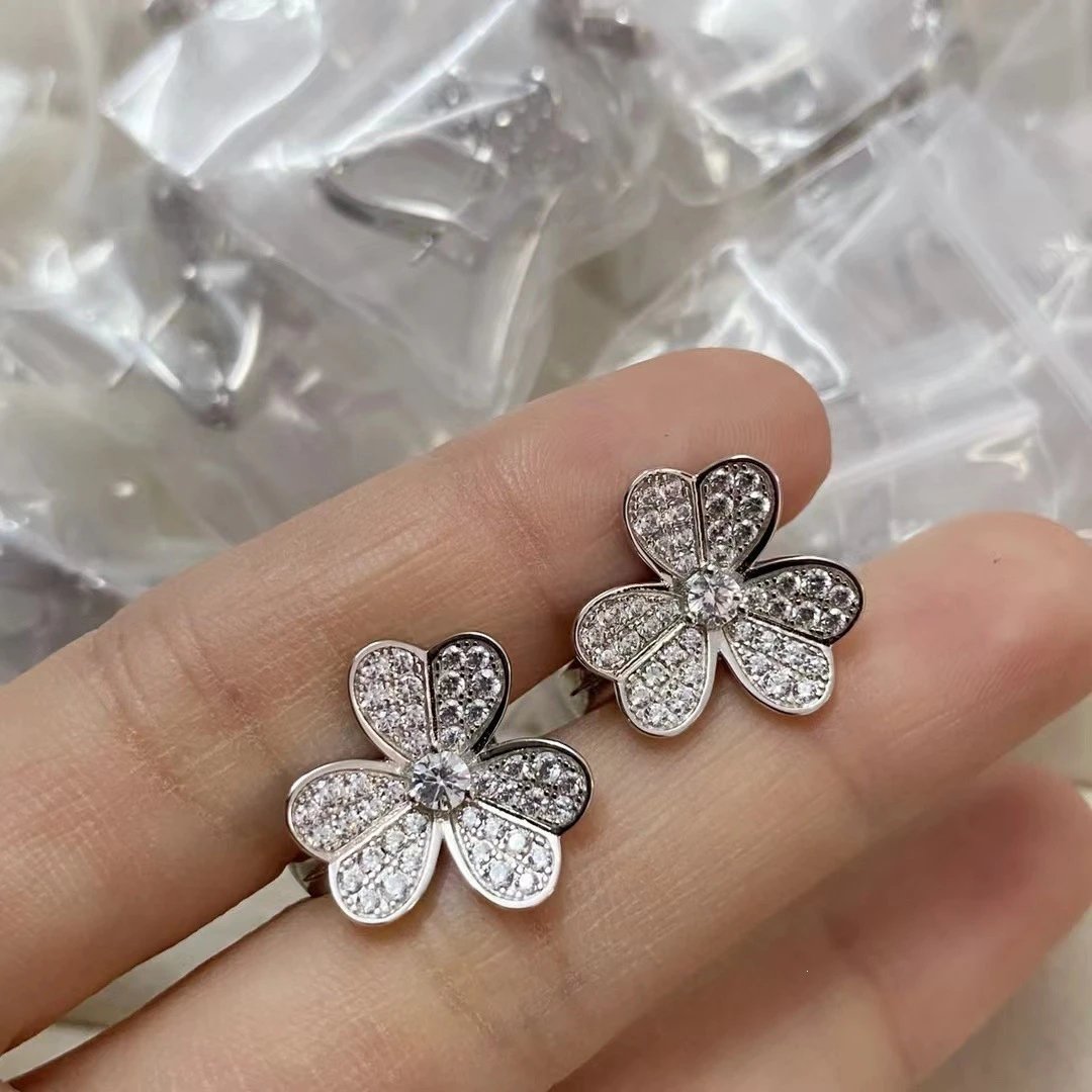 白金中号满钻耳拍