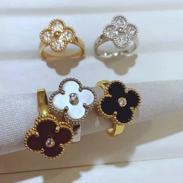 Van Cleef & Arpels Alhambra White Mother-of-Pearl Gold Ring Jewelry - 17