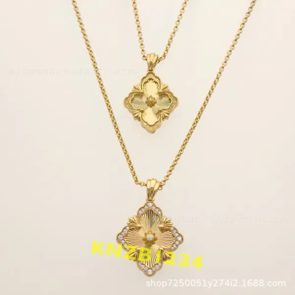 Design Four-Leaf Clover Pendant Necklace Gold Jewelry - 1