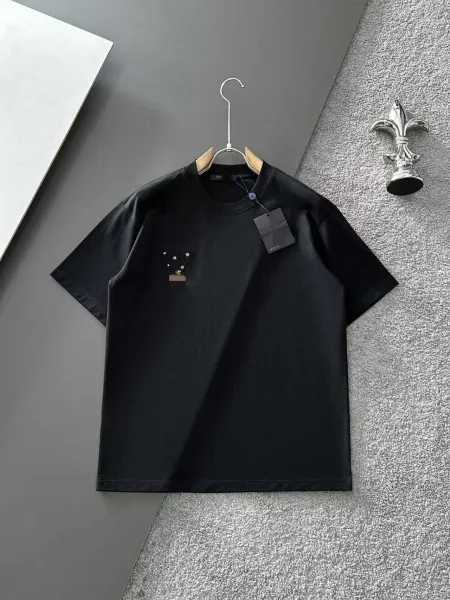 Design Vottu Embroidered Logo Black T-Shirt T-Shirts - 1