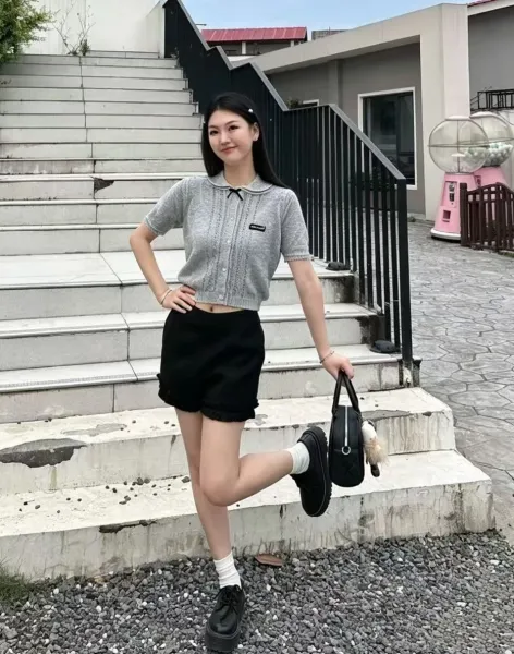 Chanel Knit Cardigan Gray Short-Sleeve Cropped Cardigan - 7