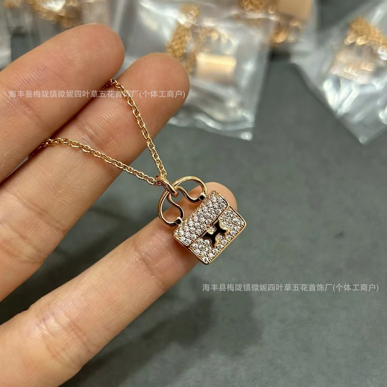 Design Mini Bag Pendant Necklace Pink Cubic Zirconia Gold-Plated Chain Jewelry - 14