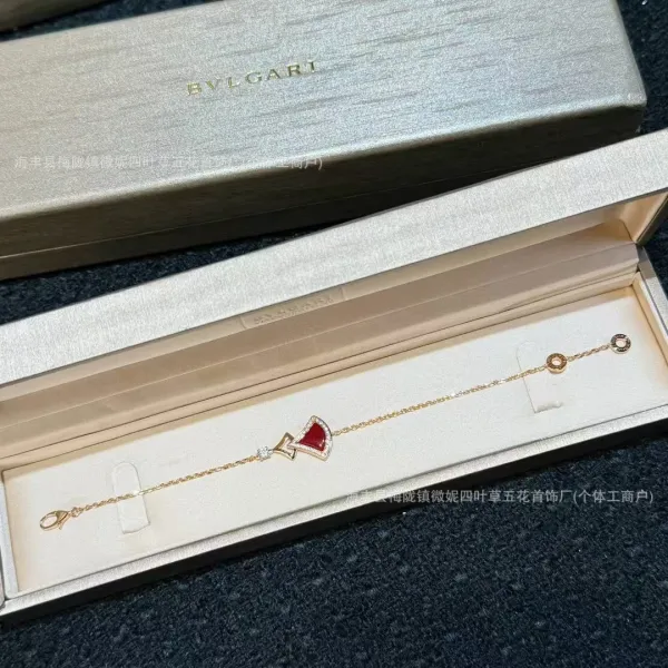 Bvlgari B.zero1 Fan Charm Bracelet Gold White Mother-of-Pearl Bracelet Jewelry - 25