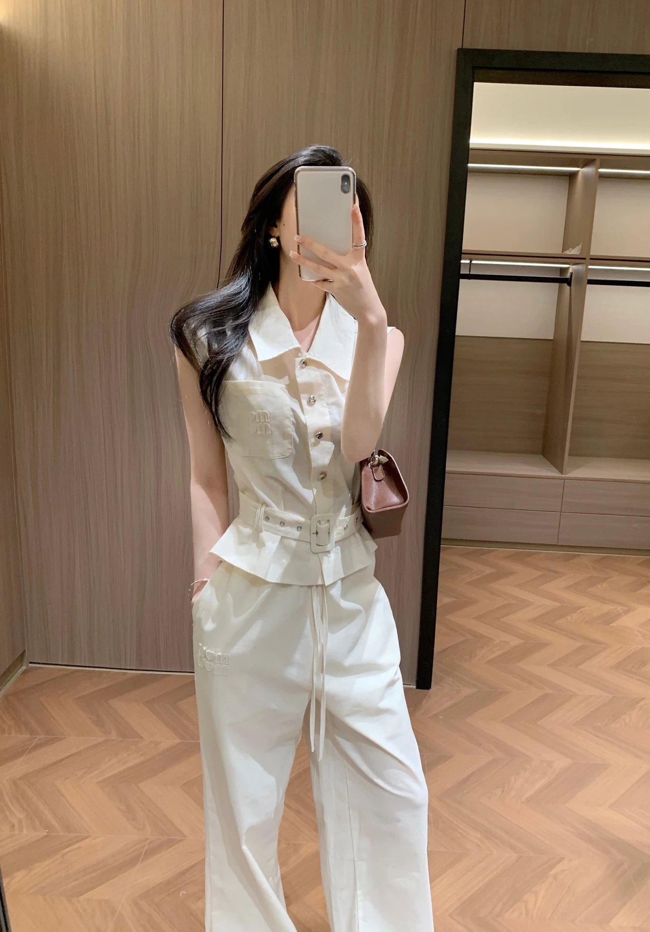 Design Sleeveless Shirt and Wide-Leg Pants Set White - 9