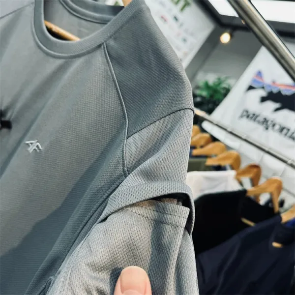 Arc'teryx Alpha FL T-Shirt Olive Green T-Shirt - 17