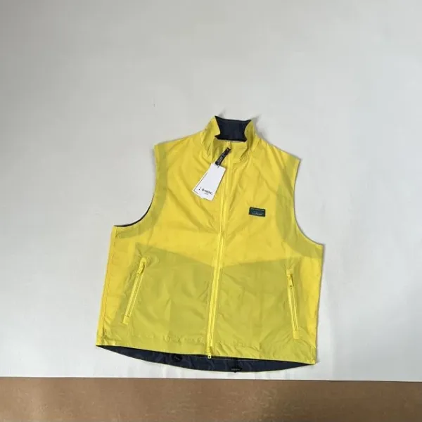 Design Vest Top Beige with White Zip Detail Vest - 25