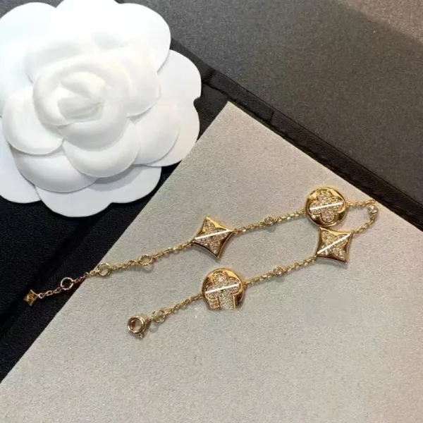 Louis Vuitton LV Volt Bracelet Gold Diamond Jewelry - 1
