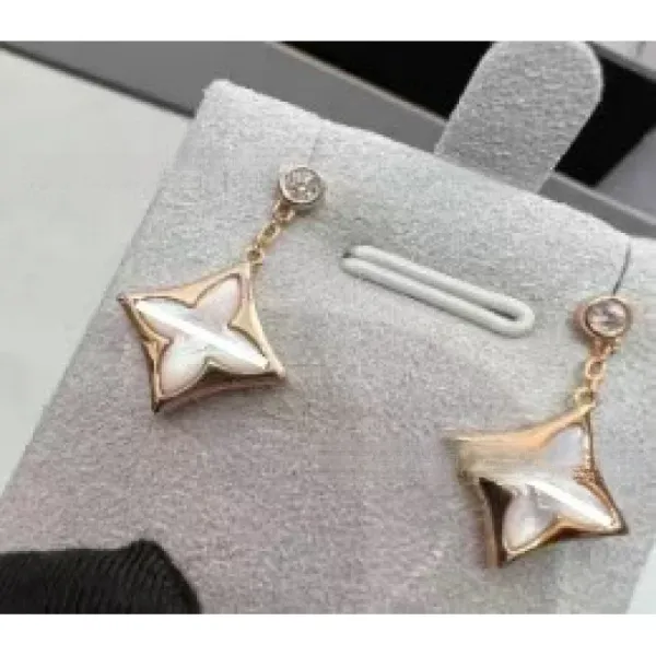Louis Vuitton Monogram Star Mother-of-Pearl Earrings Gold Jewelry - 1