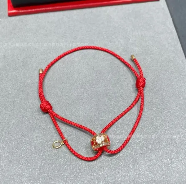 Design Four-Leaf Clover Pendant Necklace in Rose Gold with Red Enamel and Cubic Zirconia Jewelry - 10