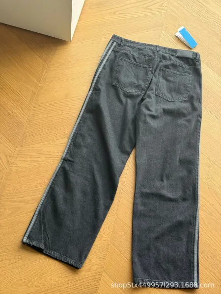 Design Wide-Leg Straight Jeans Blue - 13