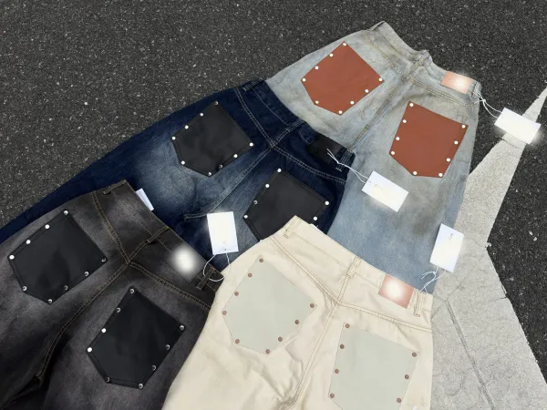 Design Distressed Wide-Leg Jeans with Rivet Pockets Black - 9