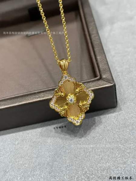 Design Floral Pendant Necklace Gold with Cubic Zirconia Jewelry - 1