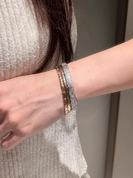 Design Quilted Diamond-Pave Bangle Silver Bracelet Jewelry - 25
