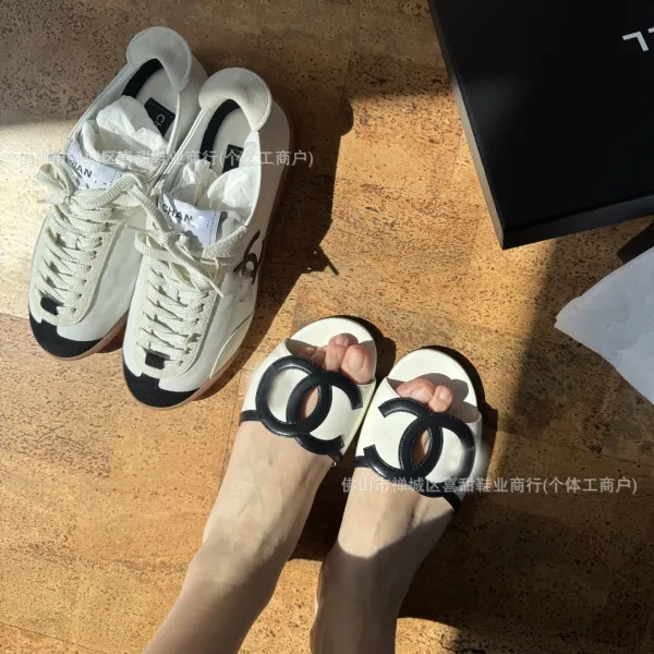 Design Chanel CC Logo Slide Sandals White Slippers - 5