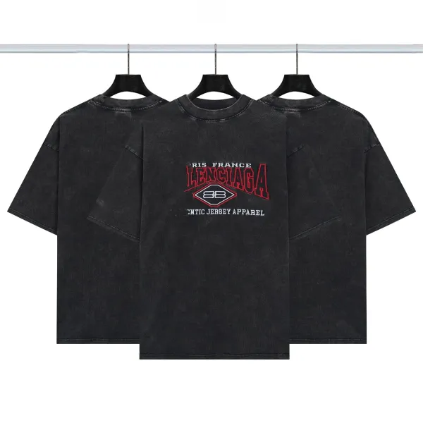 Design Lenciaga Vintage Wash Black T-Shirt T-Shirts - 1
