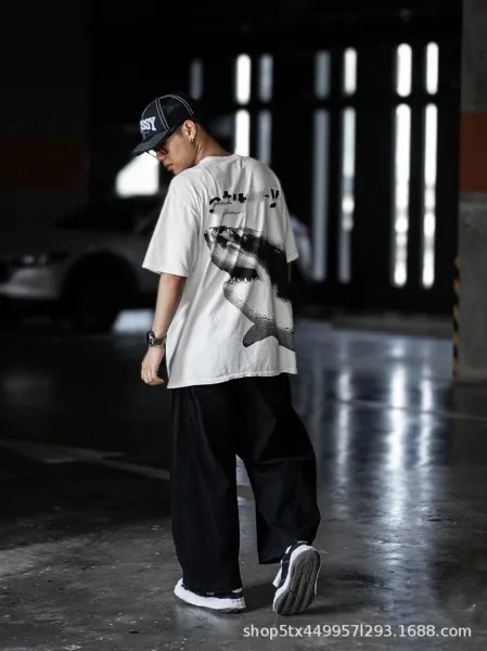 Design Graphic Print Black T-Shirt - 11