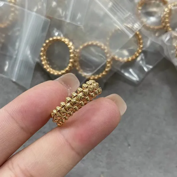 Cartier Clash de Cartier Ring Gold Jewelry - 12