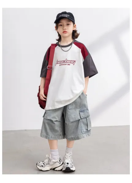 Design Raglan Sleeve Graphic T-Shirt White / Red / Gray - 18