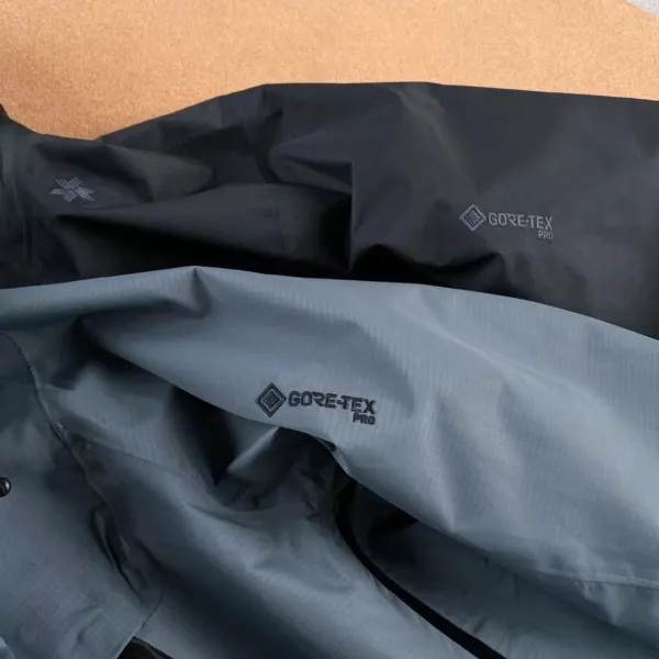 Arc'teryx Alpha SV Jacket Forest Green Outerwear - 43